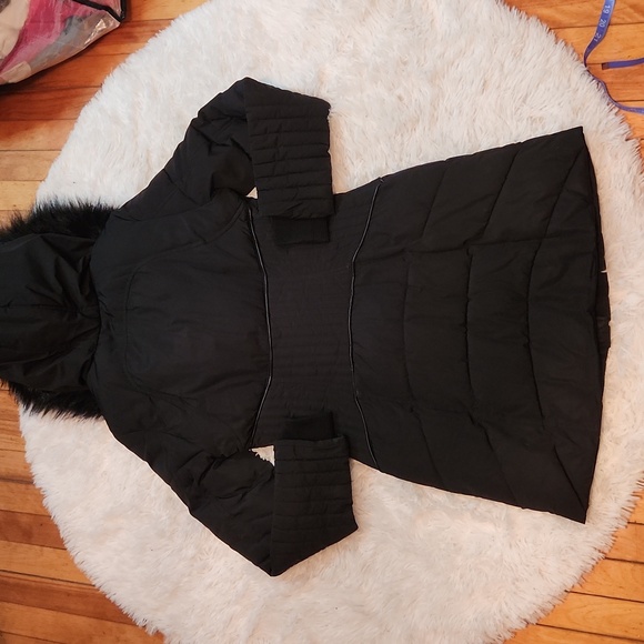 Noize Gigi parka in black, size small with faux fur hood - Picture 11 of 14